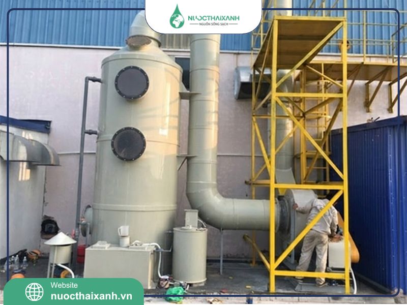 Tháp xử lý khí thải